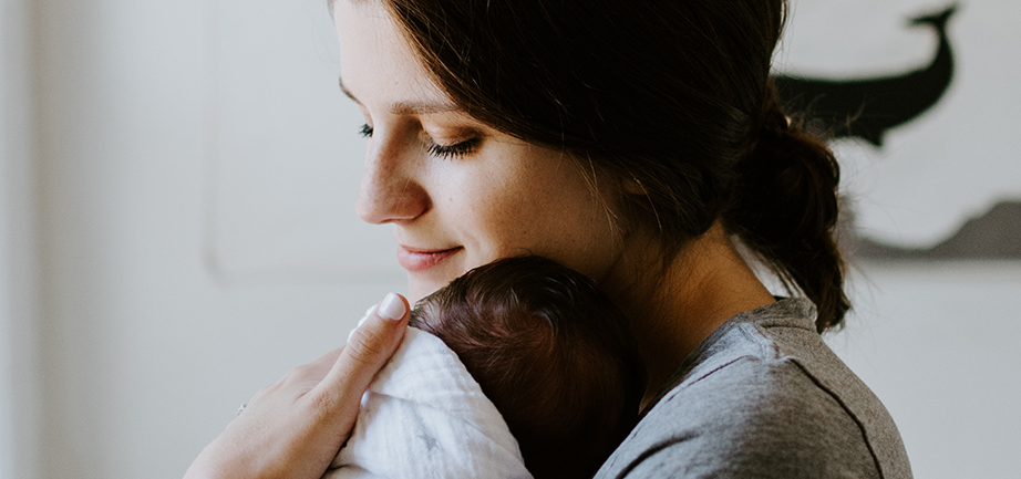 Breast pumping: How to store and reheat breast milk